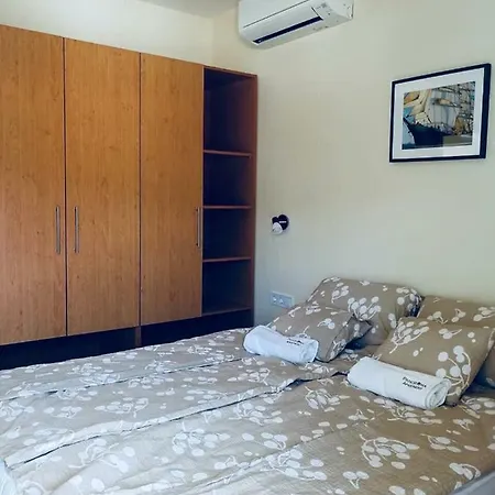 Panorama House *